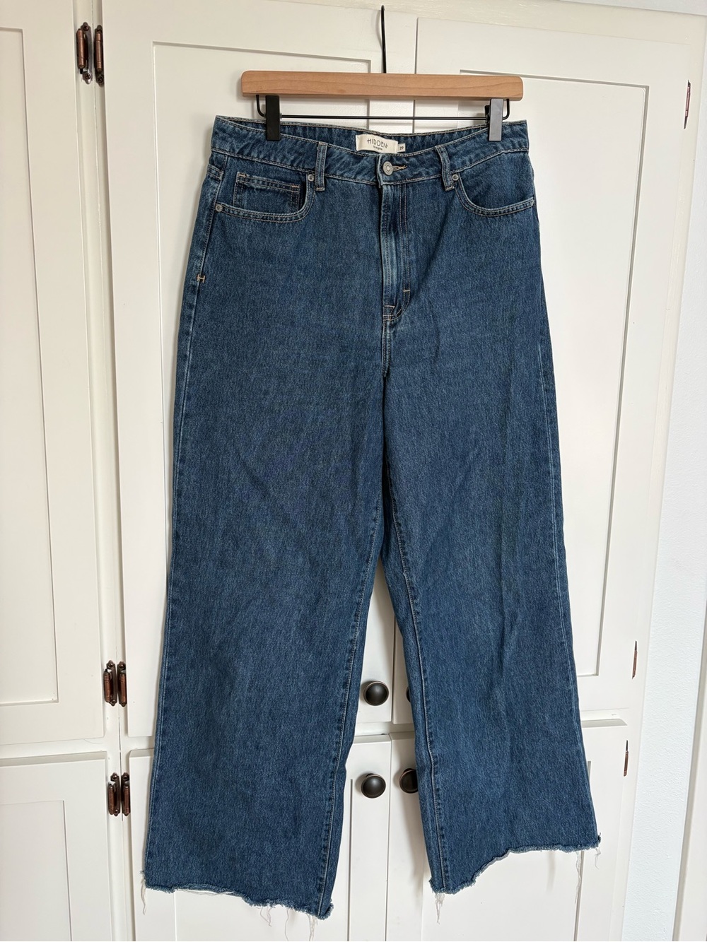 Hidden wide leg denim